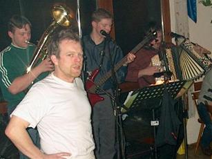 08 musik